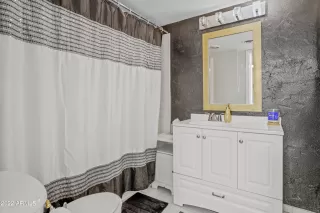 Photo #3: 6465018 Listing 