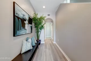 Photo #5: 6465251 Listing