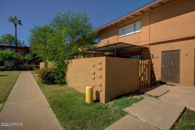 MLS: 6465747 Condo For Sale