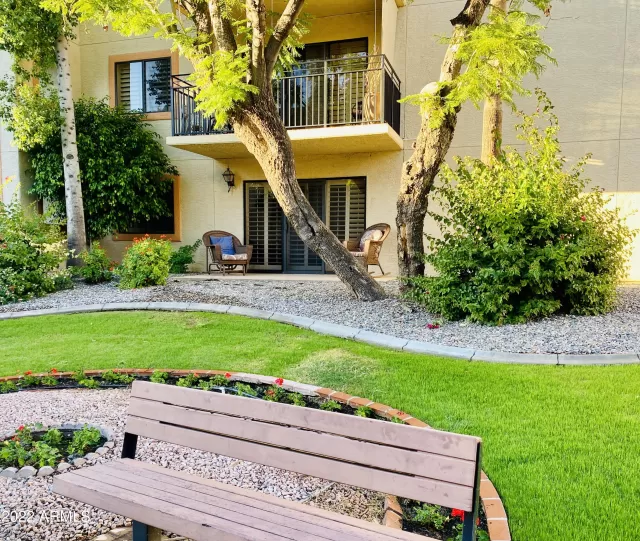 MLS: 6465937 Condo For Sale