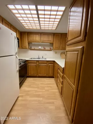 Photo #5: 6465937 Listing