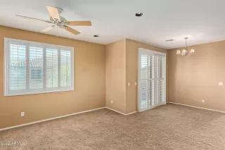 Photo #5: 6466147 Listing