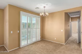 Photo #6: 6466147 Listing