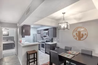 Photo #4: 6466387 Listing 