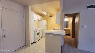 Photo #5: 6466518 Listing