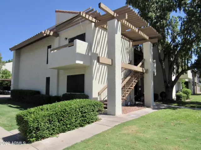 MLS: 6466705 Condo For Sale