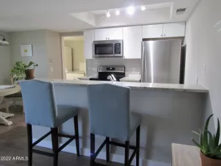 Photo #6: 6466705 Listing