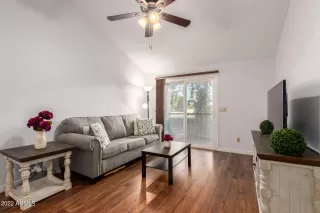 Photo #1: 6466889 Listing 