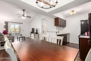 Photo #6: 6466889 Listing 