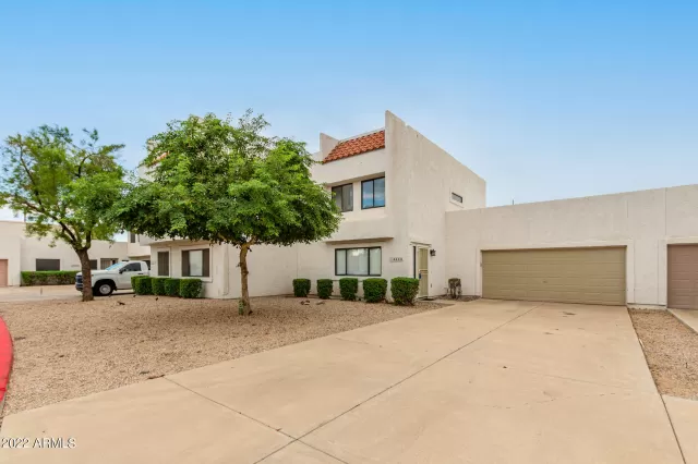 MLS: 6466993 Condo For Sale