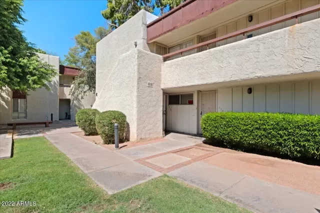 MLS: 6467032 Condo For Sale