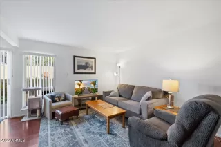 Photo #4: 6467032 Listing 