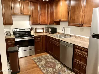 Photo #5: 6467281 Listing