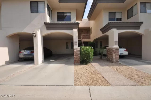 MLS: 6467700 Condo For Sale