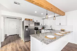 Photo #1: 6467720 Listing 