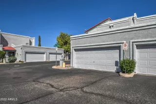 Photo #2: 6467908 Listing 