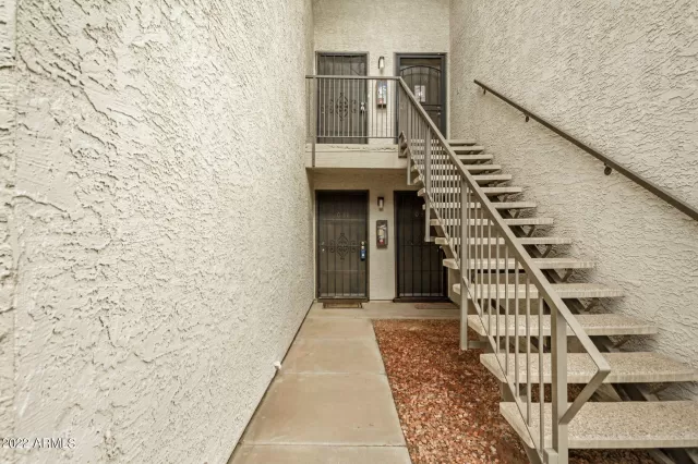 MLS: 6467968 Condo For Sale