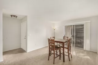 Photo #6: 6467968 Listing 