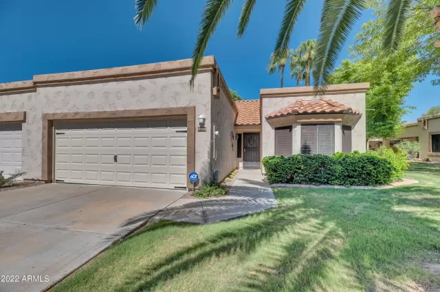 MLS: 6468126 Condo For Sale