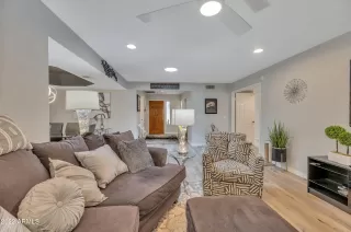 Photo #5: 6468126 Listing 