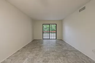 Photo #2: 6468142 Listing