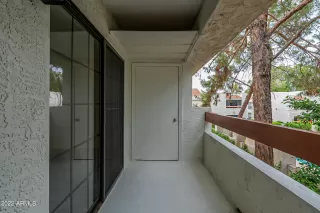 Photo #4: 6468142 Listing