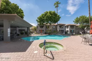 Photo #5: 6468373 Listing 