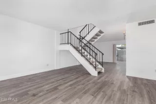 Photo #3: 6468428 Listing 