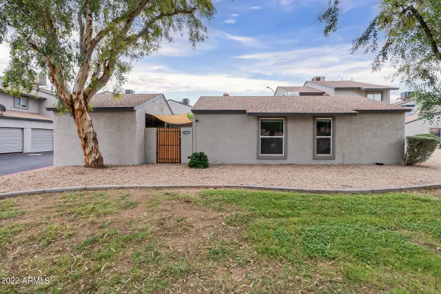 MLS: 6468471 Condo For Sale