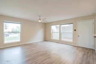 Photo #4: 6468471 Listing