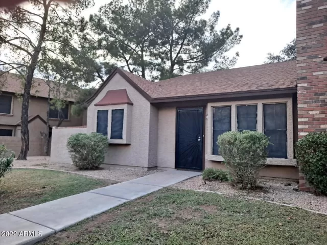 MLS: 6468748 Condo For Sale