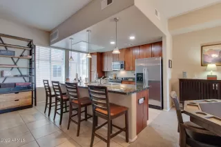 Photo #6: 6468845 Listing