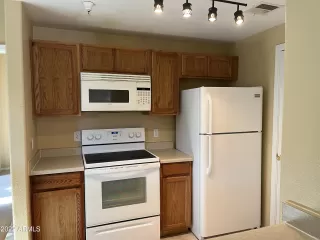 Photo #3: 6469053 Listing