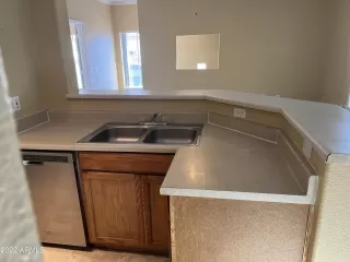 Photo #4: 6469053 Listing