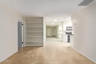 Photo #2: 6469112 Listing 