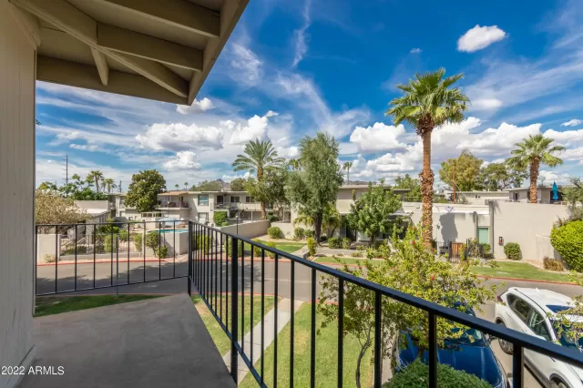 MLS: 6469194 Condo For Sale