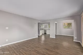 Photo #6: 6469194 Listing 