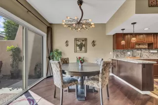 Photo #5: 6469506 Listing