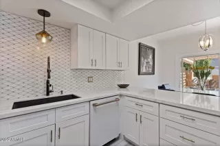 Photo #1: 6469748 Listing