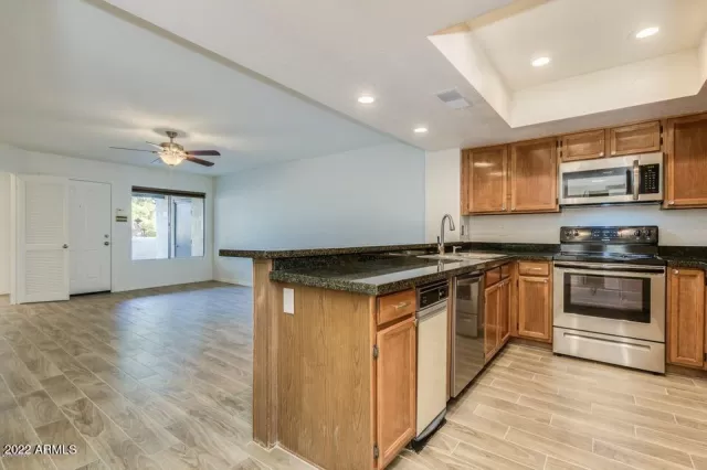 MLS: 6469758 Condo For Sale