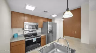 Photo #1: 6469842 Listing 