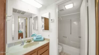 Photo #5: 6469842 Listing 