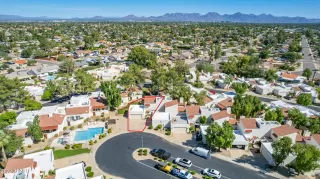 Photo #5: 6469956 Listing