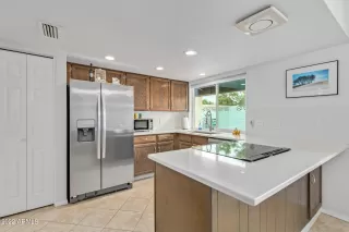 Photo #5: 6470026 Listing