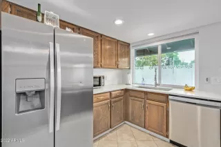 Photo #6: 6470026 Listing