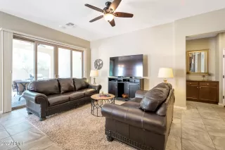 Photo #6: 6470279 Listing 