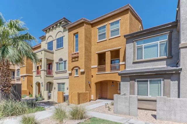 MLS: 6470347 Condo For Sale