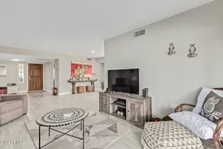 Photo #3: 6470495 Listing 