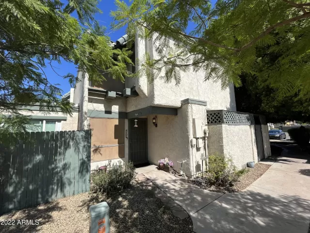 MLS: 6470513 Condo For Sale