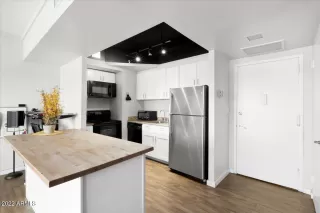 Photo #1: 6470692 Listing